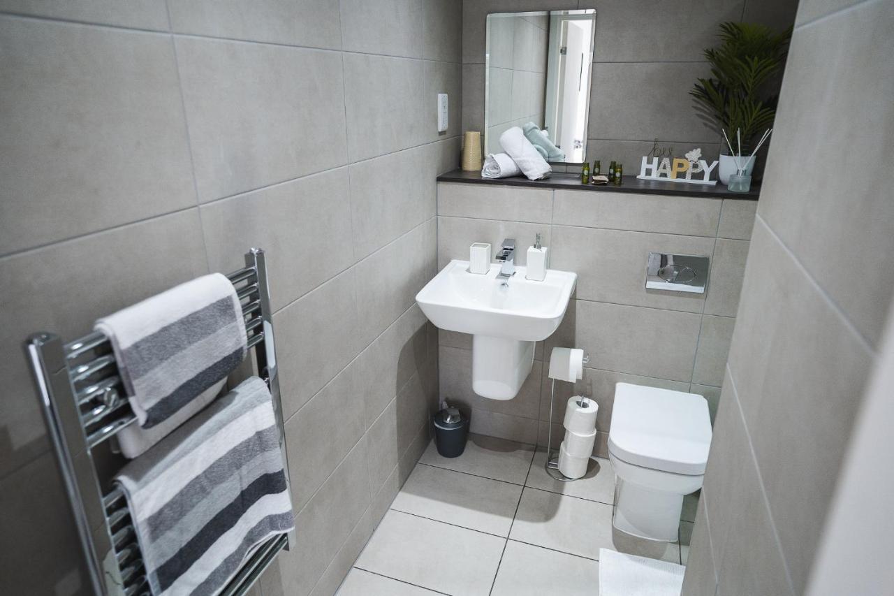 Central Studio - New - Free Wi-Fi - City Centre Sheffield Extérieur photo